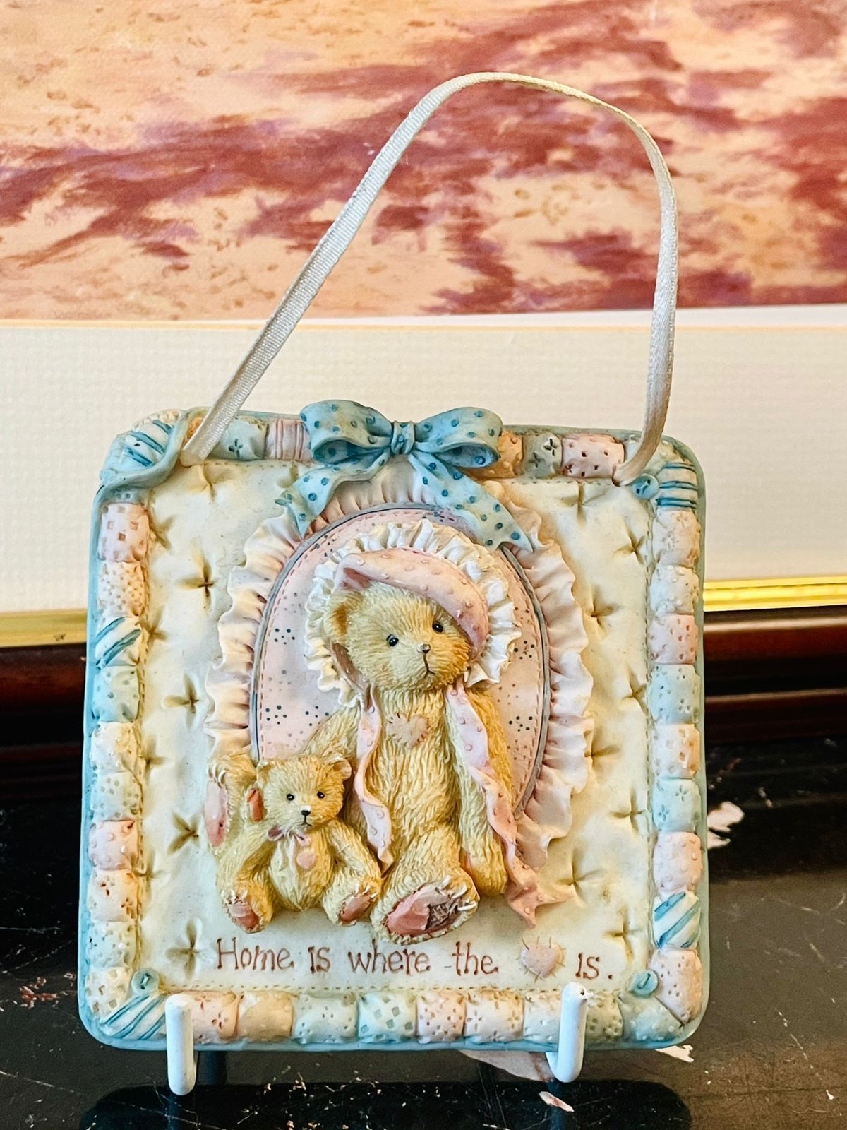 Vintage 1993 Priscilla Hillman Enesco Wall Hanging – Home is Where the Heart Is – Teddy Bear Plaque