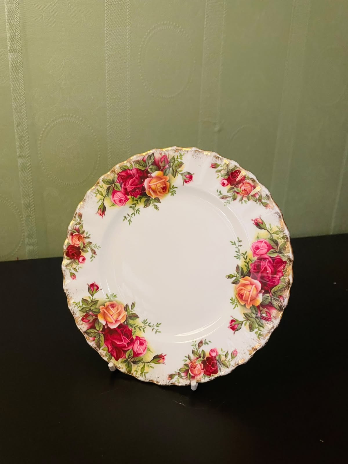 Royal Albert Old Country Roses Bone China Plate