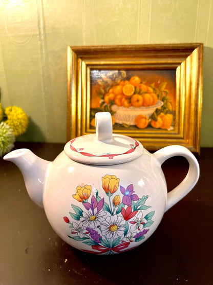 Vintage Floral Ceramic Teapot – 5 Inch Cottage Tea Pot