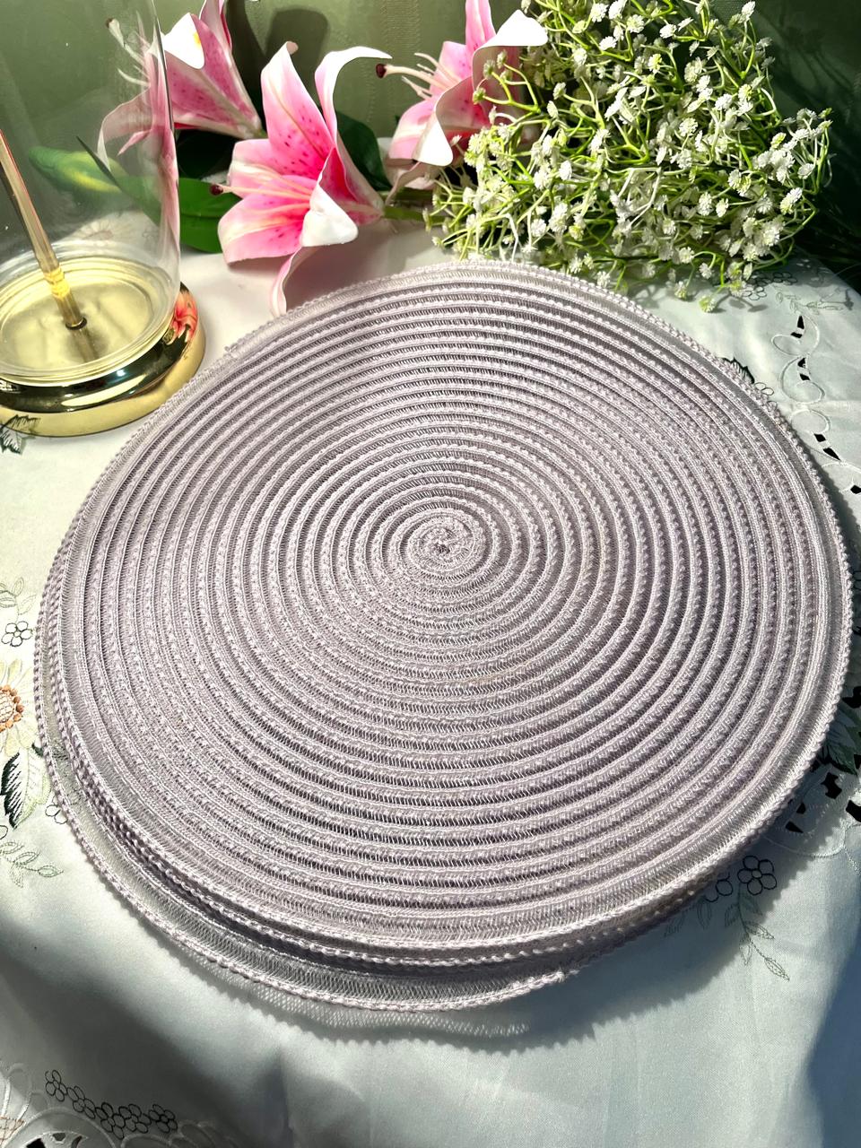 Silver Woven Round Placemat Set 6 Piece 14 Inch