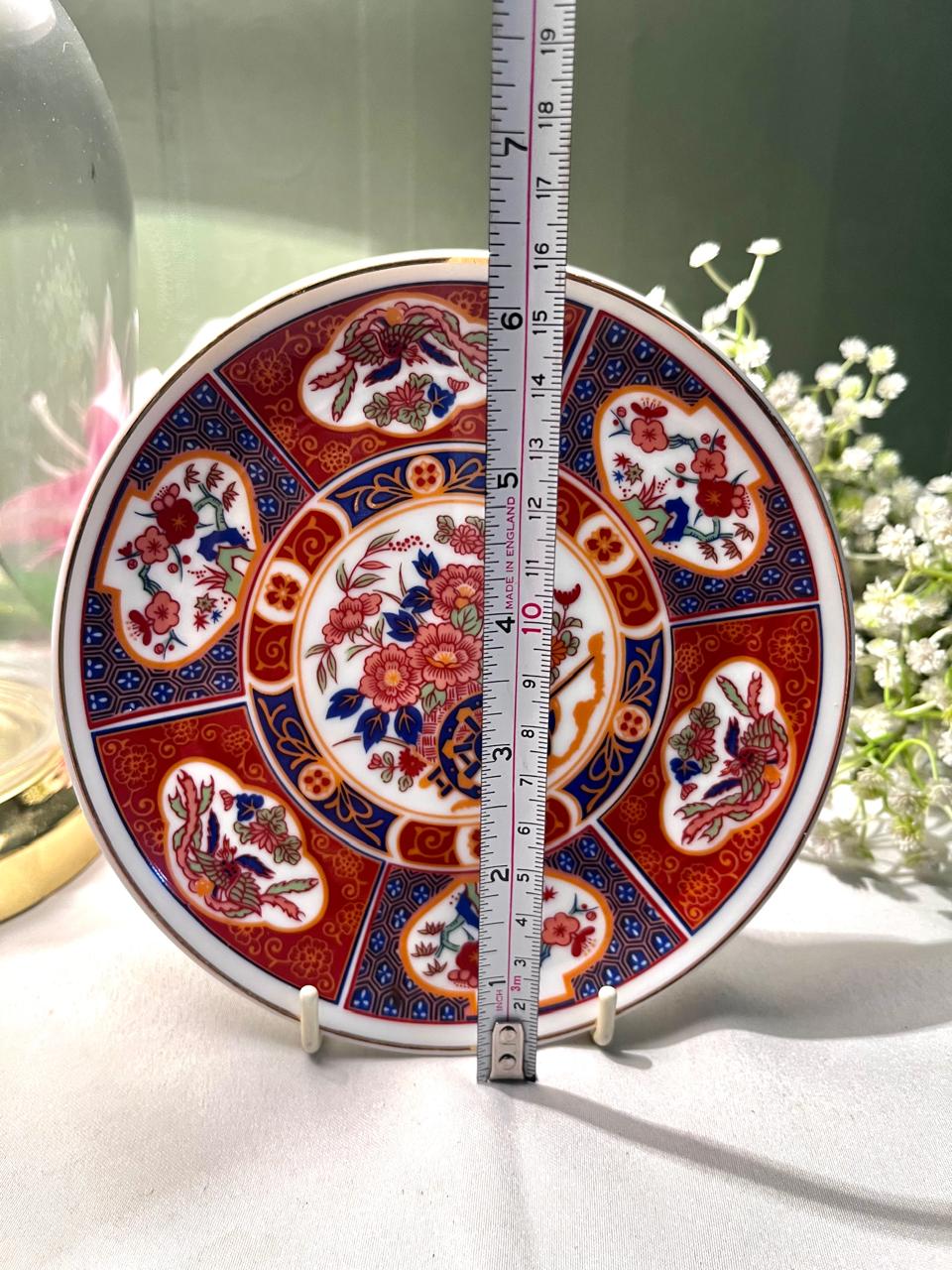 Japanese Imari-Style Floral Wall Plate – 16 cm