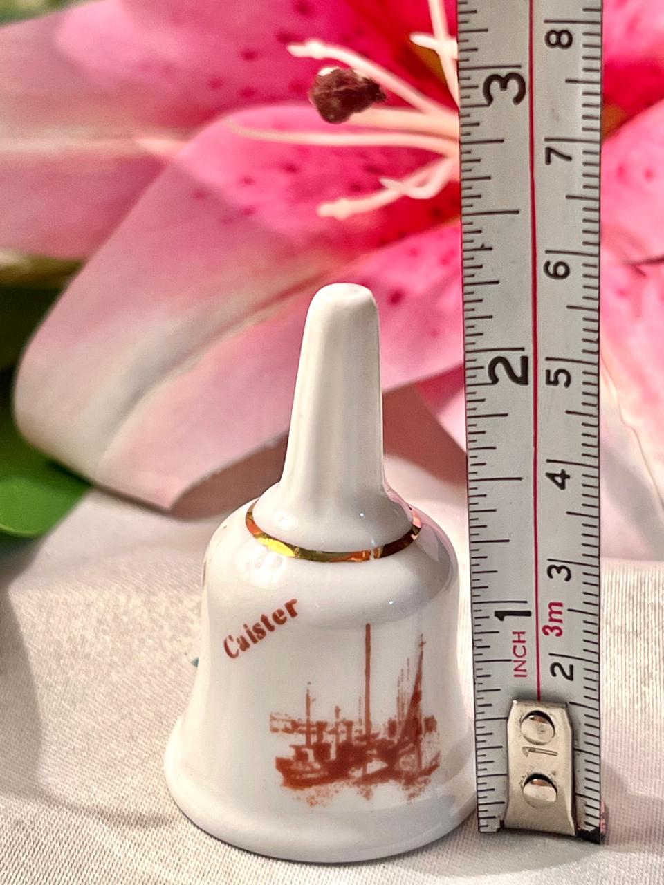 Caister Fine China Souvenir Bell – White & Gold 2.5