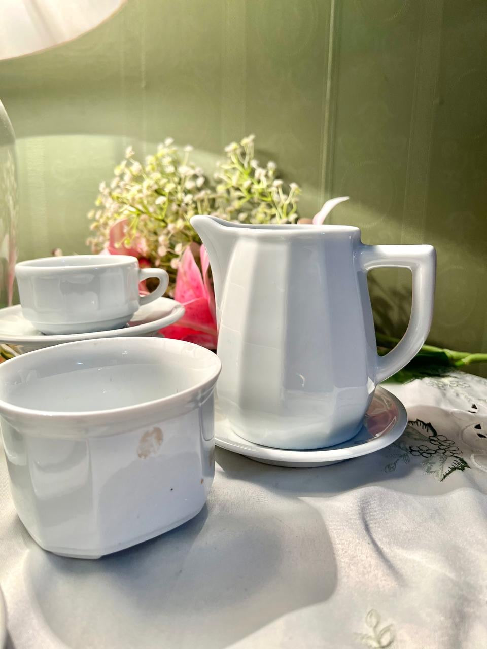 12-Piece White Tea Set with Cups, Saucers, milkpot and sugar pot