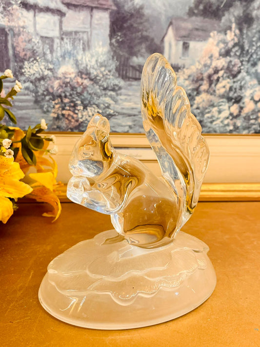 Vintage Glass Squirrel Figurine – Crystal Animal Decor