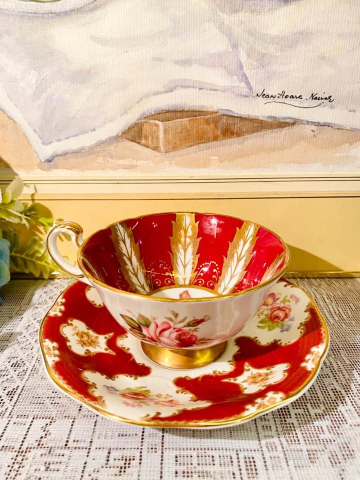 (Rare find) Paragon Radfords Fenton Bone China Teacup & Saucer Set
