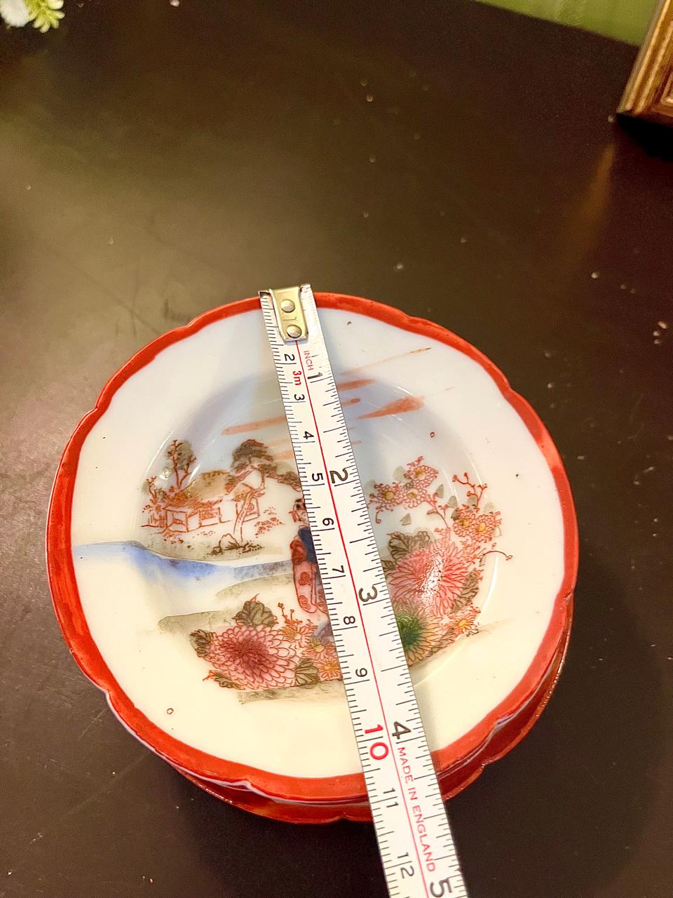 Vintage Japanese Scenic Porcelain Bowl Small 10 cm Red Rim