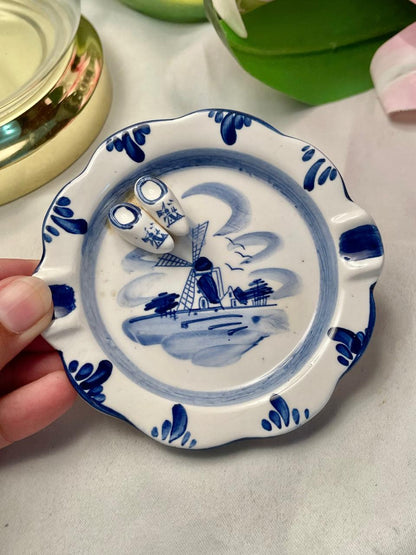 Holland Delft Blue Hand-Painted Decorative Dish 4 in