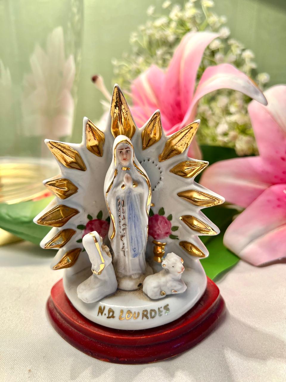 Vintage Ceramic Swan Figurine Floral Gold Accent 4 Inch