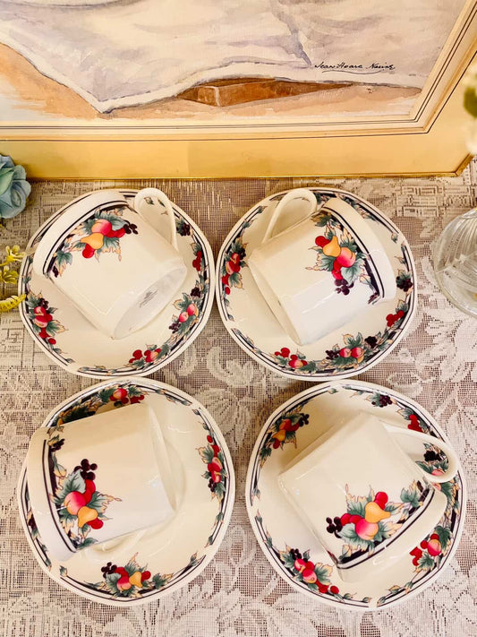 Royal Doultan England Floral Teacup & Saucer Set – Set of 4