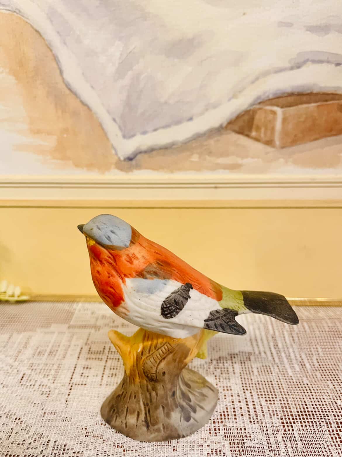 Vintage Bird Figurines Set – Hand Painted Porcelain Collectibles