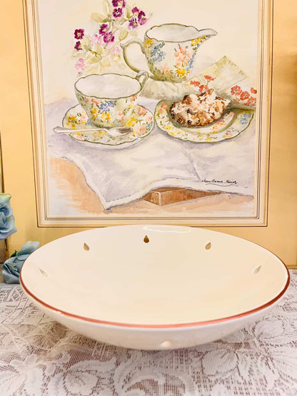 Vintage Ivory Serving Bowl with Cutout Rim – Cottage Style