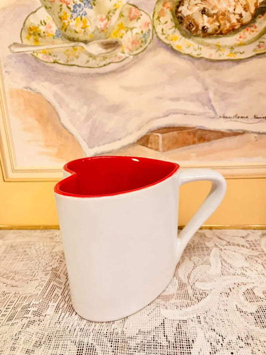 White & Red Heart Mug – Romantic Porcelain Cup