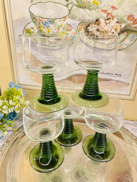 Vintage Emerald Stem Cocktail Glasses – Retro Goblet Set