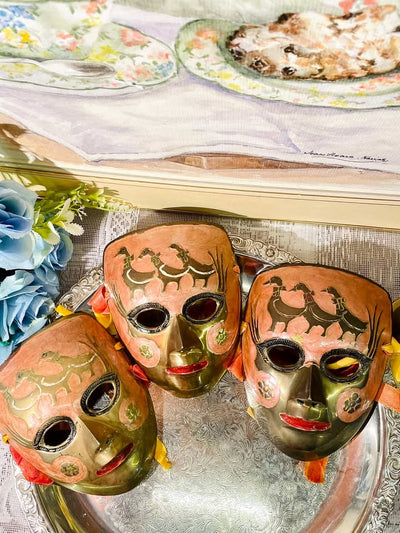 Vintage Handcrafted Decorative Mask – Traditional Folk Art Decor