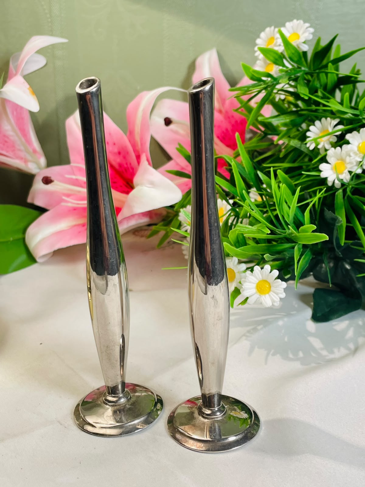 Silver-Tone Bud Vases – 2 Pieces, 14 cm