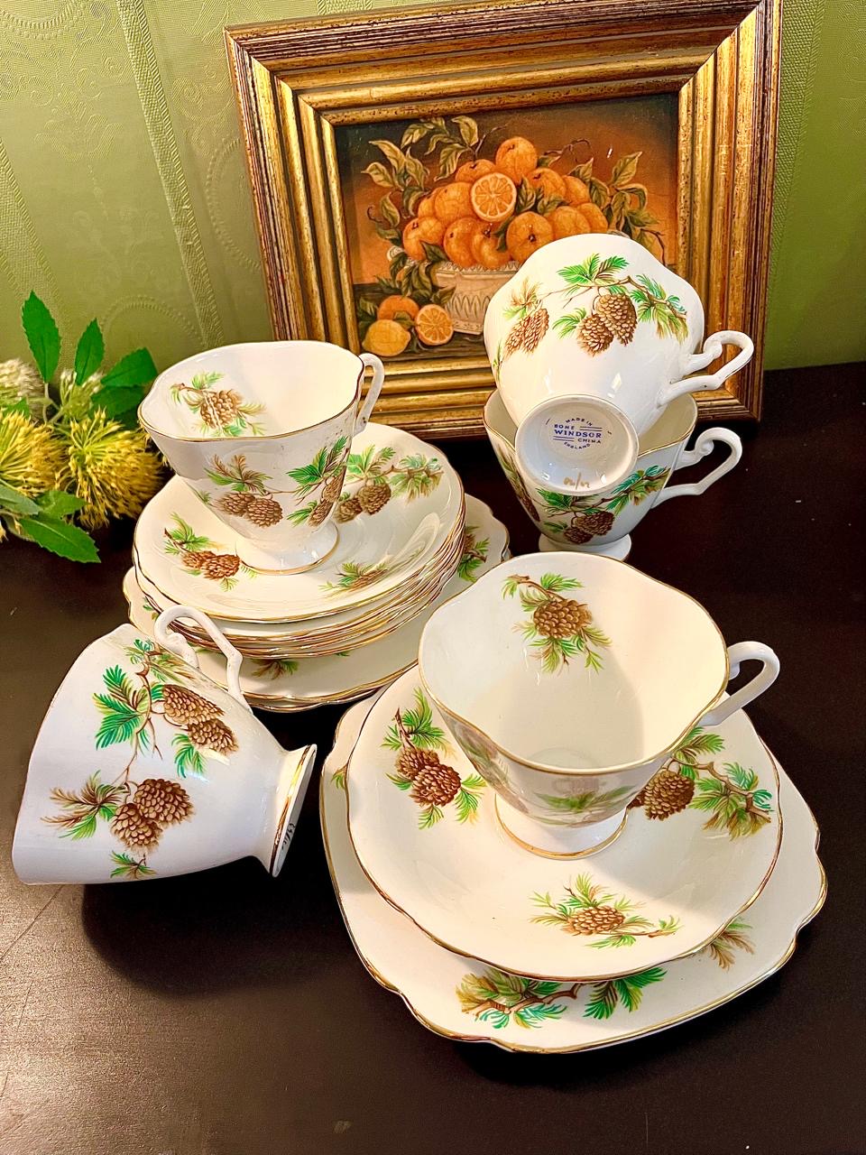 Windsor Fine Bone China Tea Set 13 Pieces Made in England