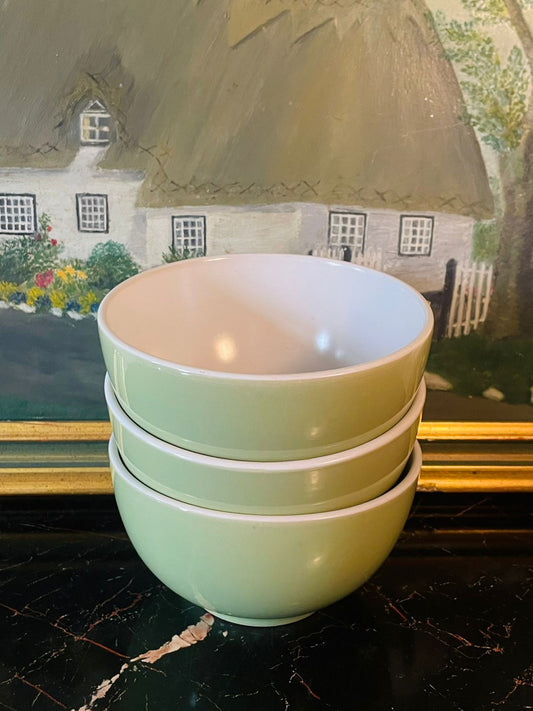 noritakecolorwave, colorwavegreen, noritakejapan, stonewarebowls, modernkitchen, minimalistdecor, sunsetkitchen, vintagejapan, collectibletableware, greendining, timelessstyle, japandecor, smallservingbowls, cottagecorekitchen