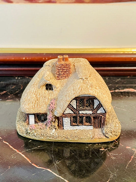 miniature cottage, english cottage figurine, thatched roof house, resin collectible, countryside décor, english vintage house, half timber cottage, collectible figurine england, rustic home décor, vintage cottage ornament
