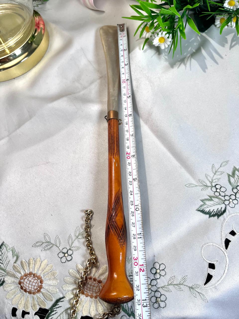 Vintage Silver-Tone Shoe Horn with Amber Handle – 33 cm