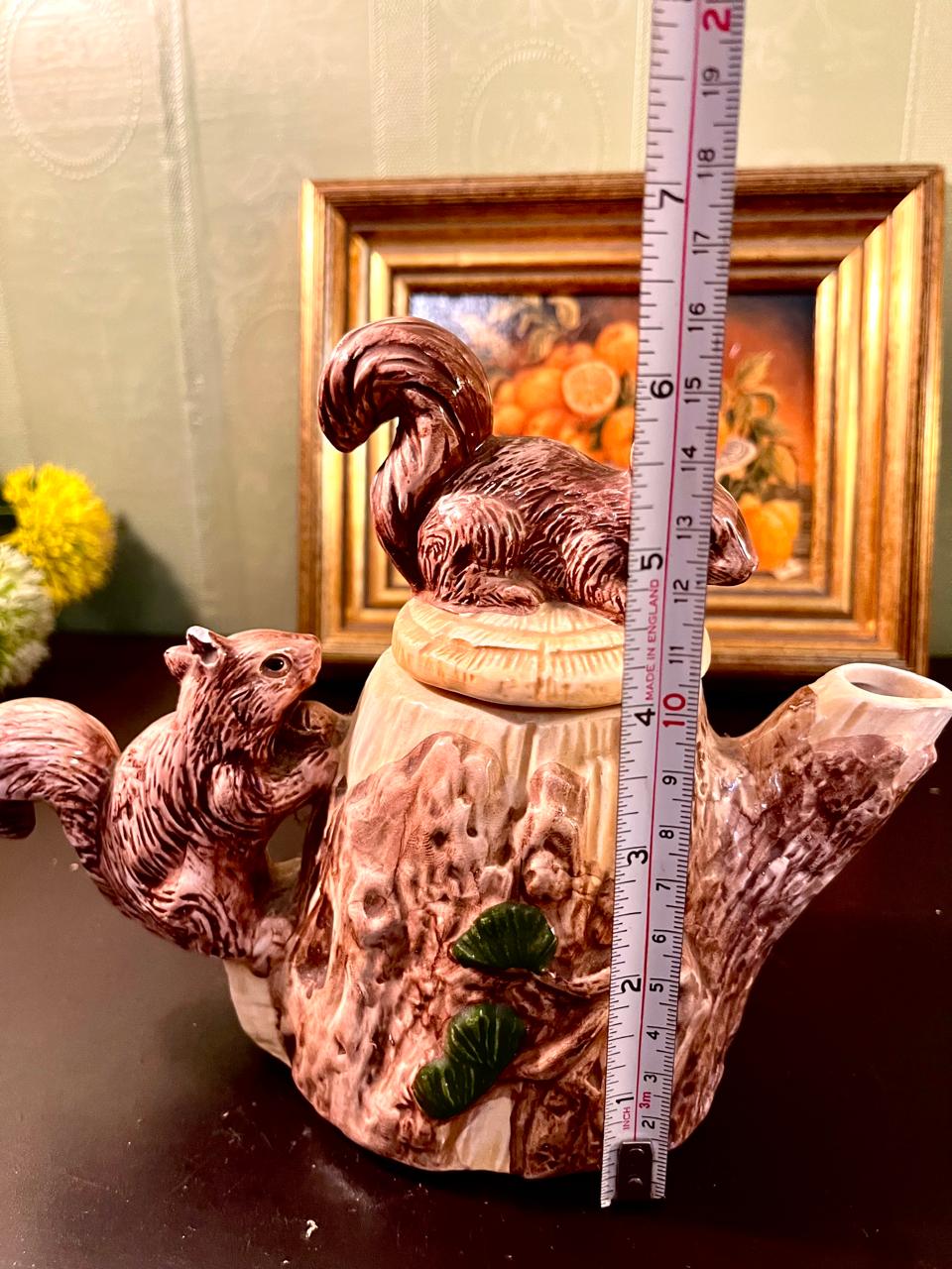 Vintage Squirrel Woodland Ceramic Teapot – 7 Inch