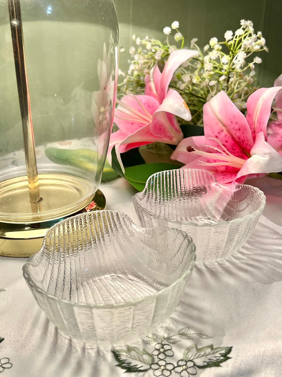 Vintage Shell-Shaped Clear Crystal Bowls – 2 Pieces, 5 Inch