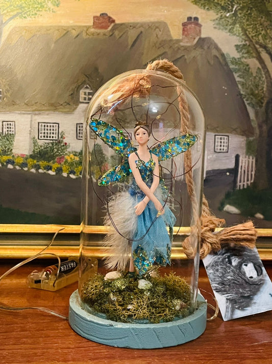 Decorative Fairy in Dome Display – Centerpiece &amp; Room Party Decor