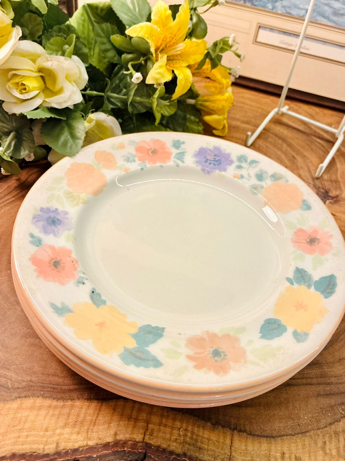 Adsder Floral Salad Plates Set of 4