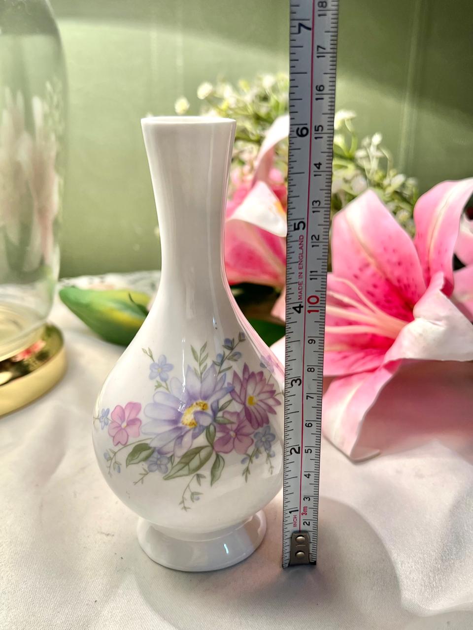 Vintage Matchmaker Rosgill Staffs English Bone China Floral Bud Vase – 15cm Made in England