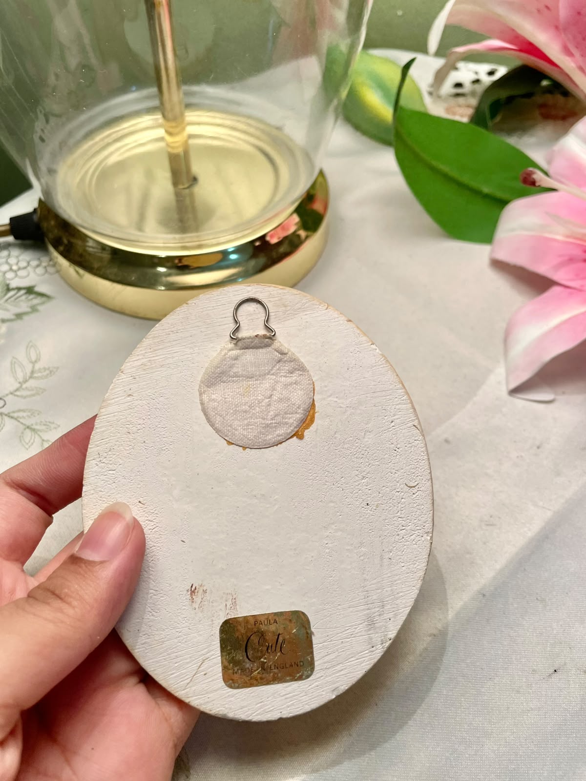 Paula England Oval Girl & Flowers Wall Plaque – 4.5 Inch