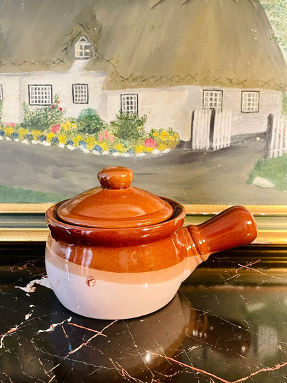 ceramic soup pot, brown casserole dish, ceramic cookware with lid, soup serving pot, glazed ceramic pot, single serving casserole, rustic ceramic kitchenware, ceramic gravy pot, oven safe ceramic pot
