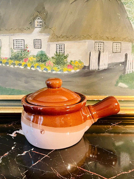 ceramic soup pot, brown casserole dish, ceramic cookware with lid, soup serving pot, glazed ceramic pot, single serving casserole, rustic ceramic kitchenware, ceramic gravy pot, oven safe ceramic pot
