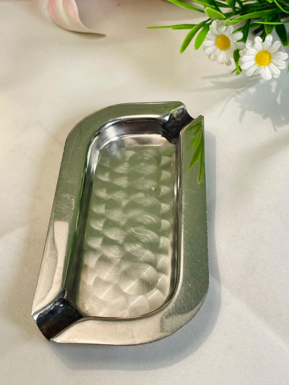 Silver-Tone Rectangular Ashtray – 14 cm