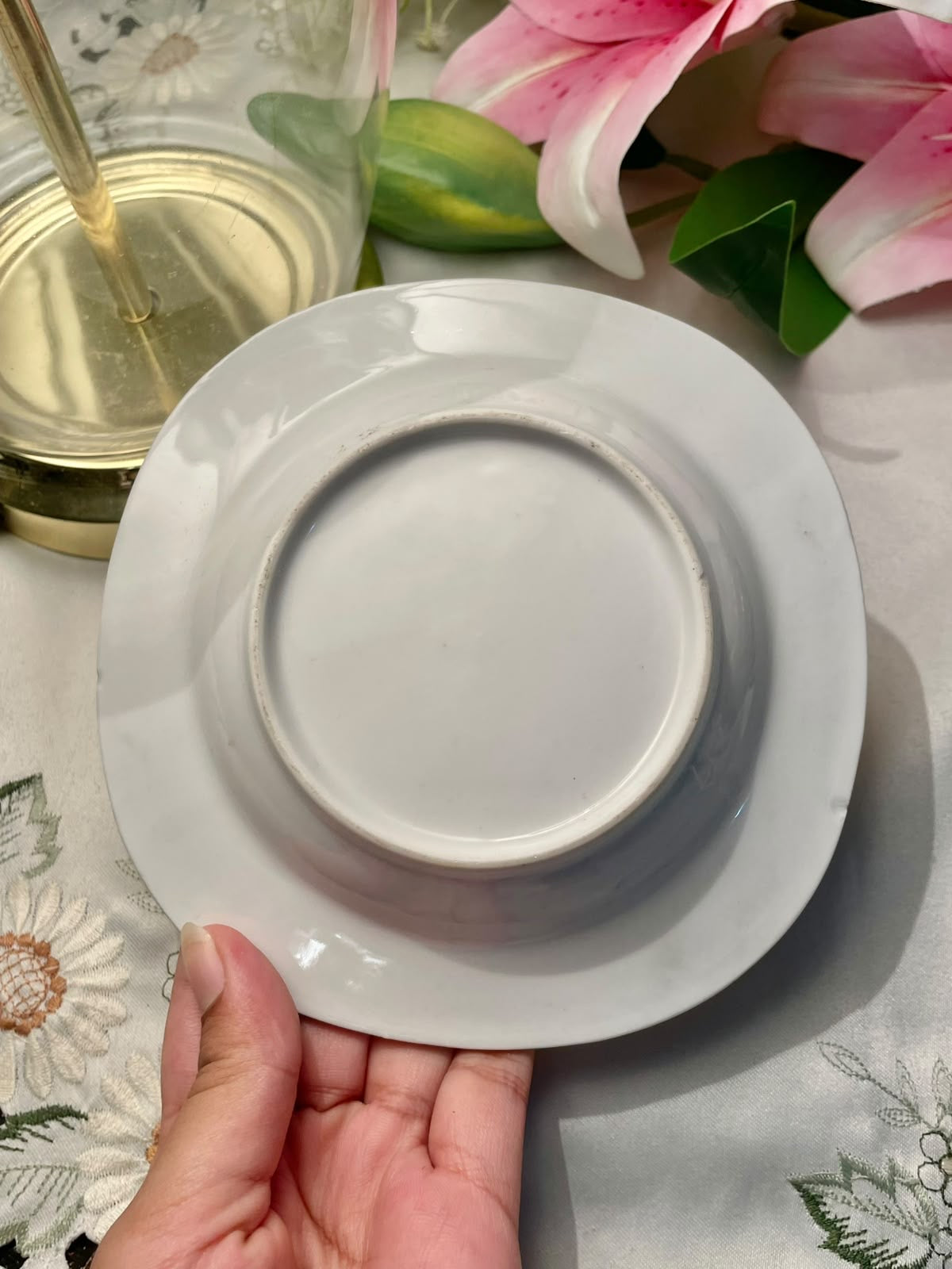 Vintage Crest Ceramic Ashtray Metallic Lustre 6 in