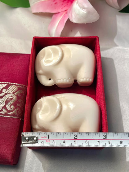 Vintage Ivory Elephant Figurines 2-Piece Set Approx. 7 cm