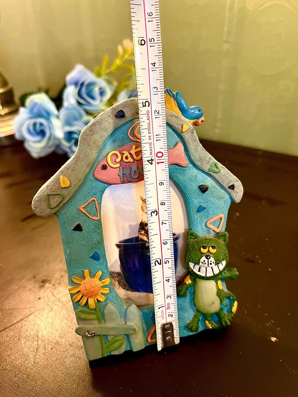 Cat House Photo Frame