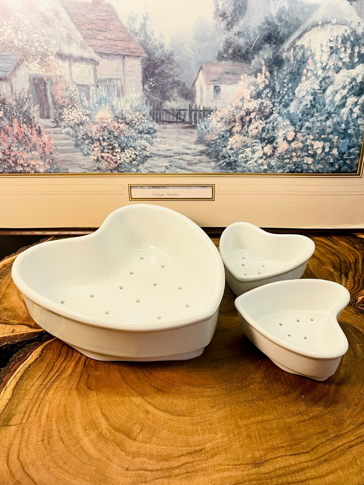 Set of 3 Heart Shaped Ceramic Berry Bowls | White Colanders