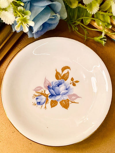 Vintage Blue & Gold Floral Decorative Plate – Elegant Home Decor