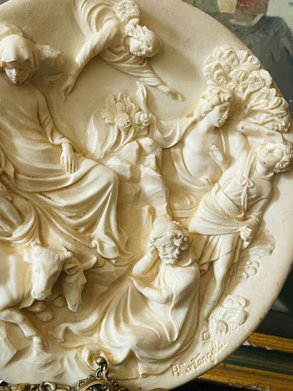 “Holy Family & Angels” Classical Relief Wall Plaque – Round Art Sculpture | Made in England