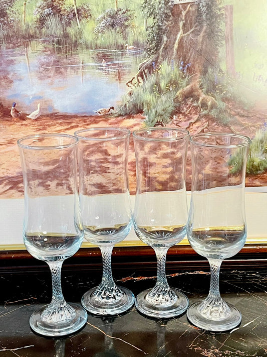 #Glassware

#ChampagneGlasses

#Drinkware

#ElegantGlasses

#PartyEssentials

#LuxuryGlassware

#FineDining

#GiftIdeas

#PakistaniOnlineStore