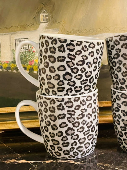 Set of 4 Tea mugs, Coffee mugs, Oven Safe, ceramic , England