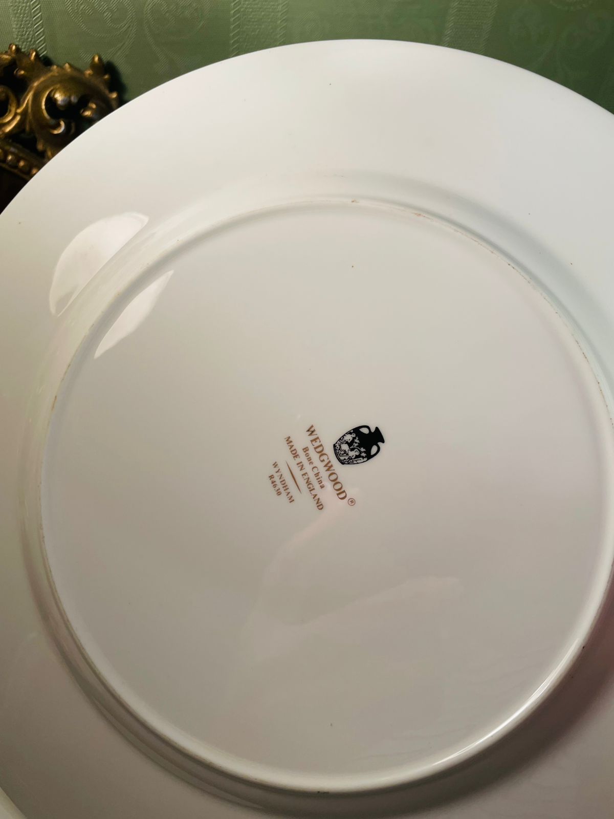 Wedgwood Wyndham Bone China Dinner Plates Set of 8 England