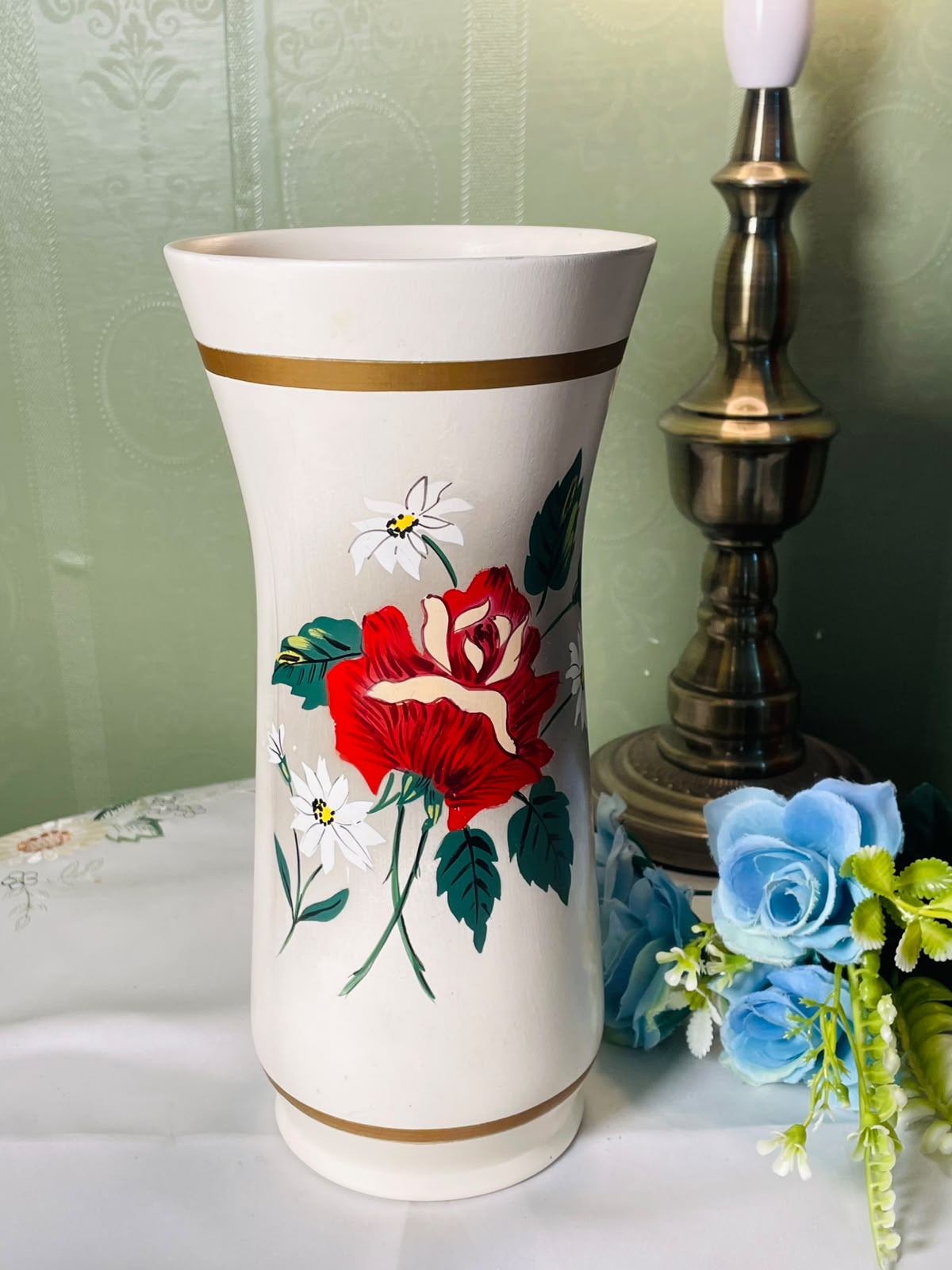 Leigh Made in England Red Rose Floral Large Vase 26 cm
