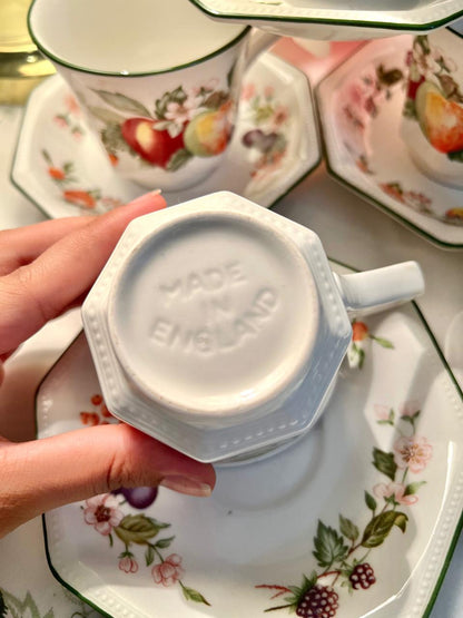 Johnson Brothers England Fruit Pattern Tea Set – 4 Cups & 4 Octagonal Saucers – 9 Piece English Set