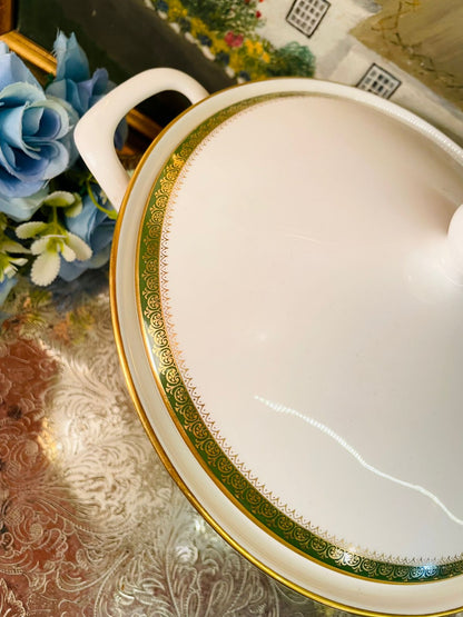 Vintage Wedgwood English Bone China Covered Soup Tureen – 8in