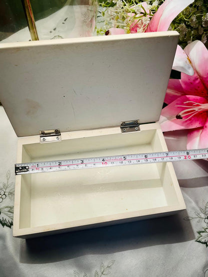 White Wooden Hinged Storage Box – Rectangular Keepsake & Trinket Box 22 cm