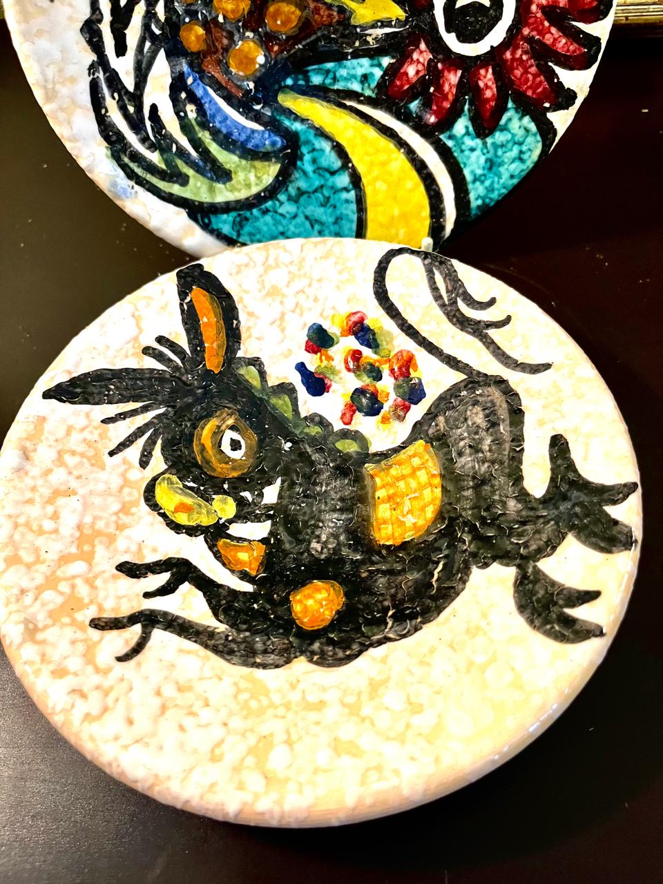 Vintage Textured Ceramic Plate with Whimsical Black Cat – 7 Inch