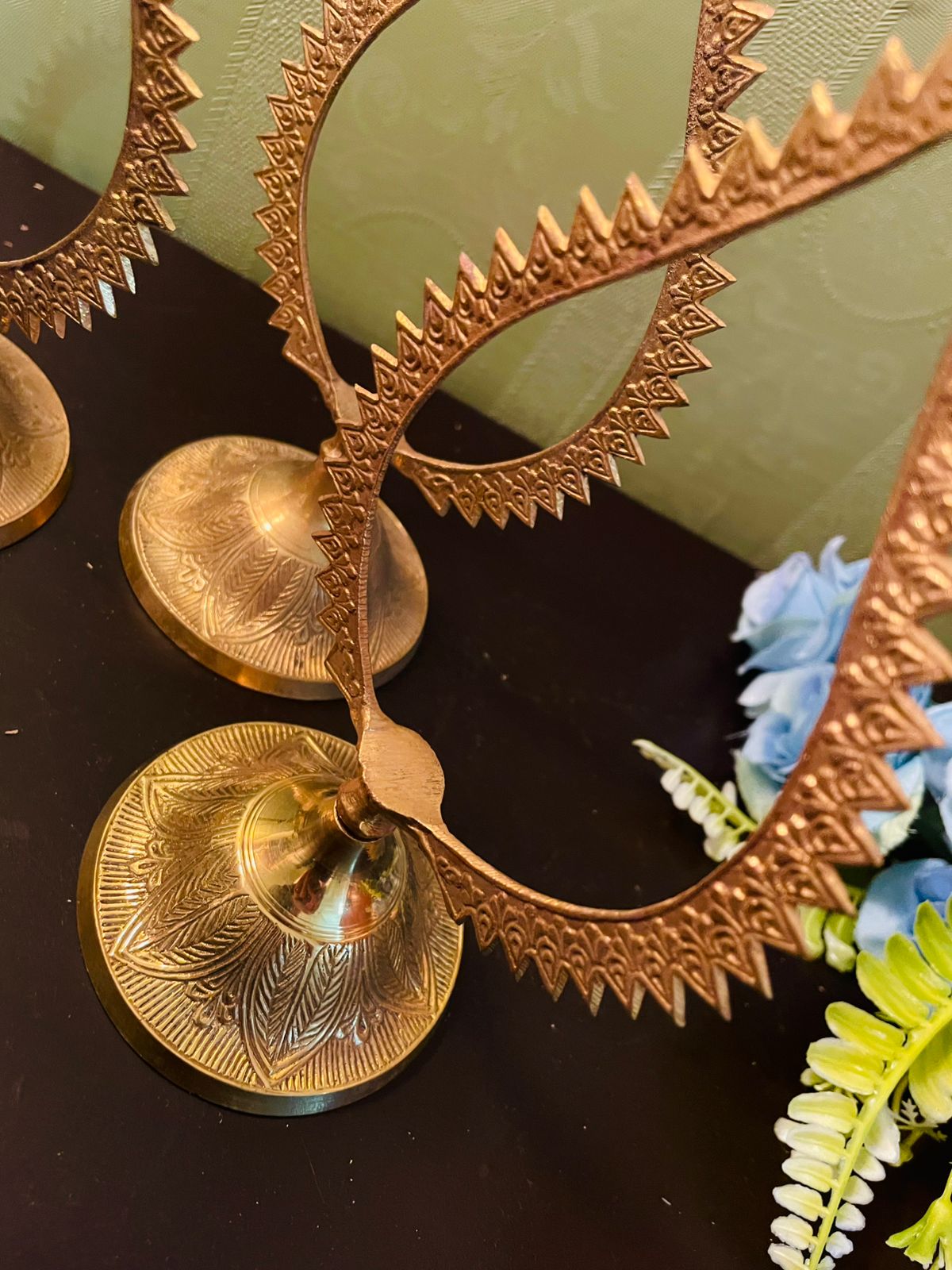 Vintage Brass Leaf Frame Candle Holder