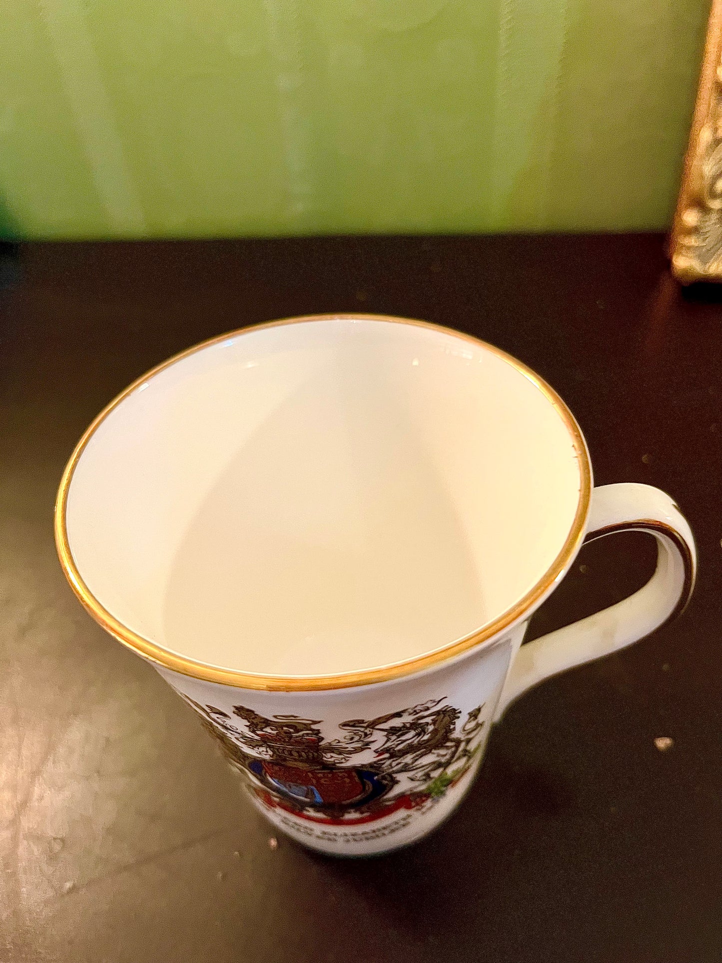 Queen Elizabeth II Silver Jubilee Mug 4 Inch