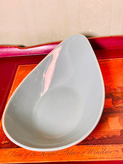 Denby Stoneware Grey-Green Oval Serving Dish – 30cm