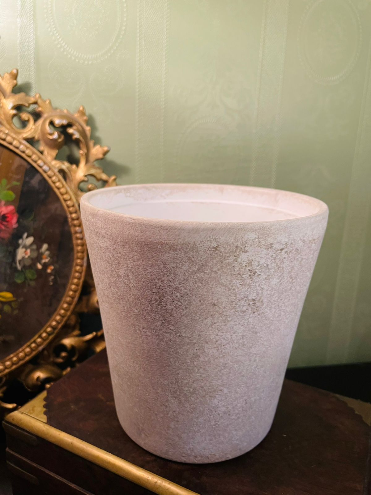 Textured Stone Effect Plant Pot 5 Inch Indoor Planter